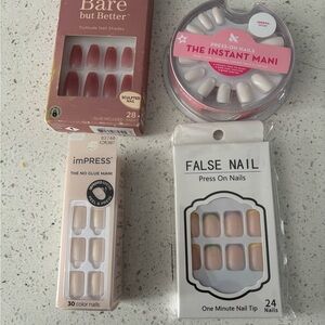 Set of 4 Kiss and Olivia and June Cream Press-On Nails Natural Look